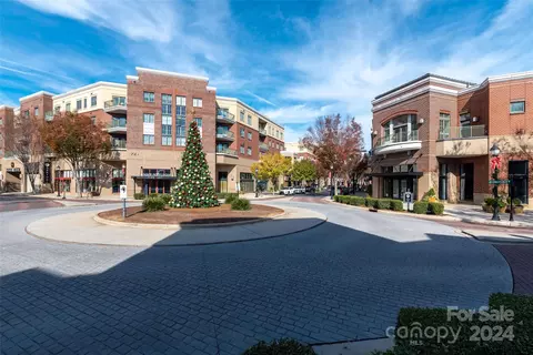 720 Governor Morrison 203 St #203, Charlotte, NC 28211