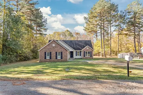 3307 Mistywood Dr, Monroe, NC 28110