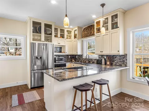 Kitchen - 25 Cunningham St, Brevard, NC 28712 photo 1 of 4