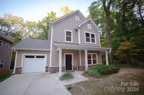 4305 Grove St, Charlotte, NC 28269