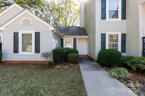 1541 Hunt Club Ct, Rock Hill, SC 29732