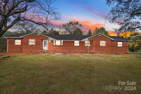 409 Hopewell Church Rd, Monroe, NC 28110