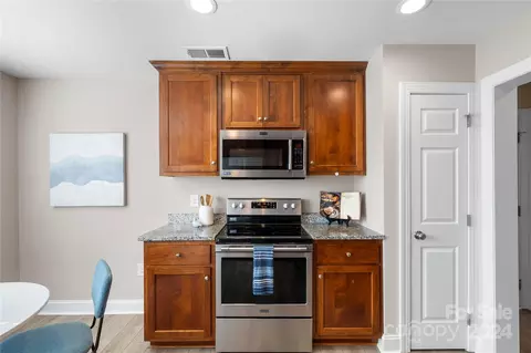 Kitchen - 12896 Hill Pine Rd, Midland, NC 28107 photo 3 of 5