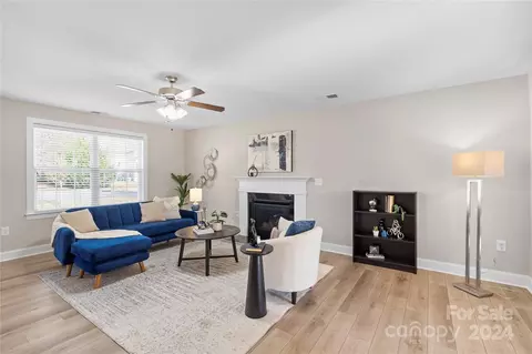Living - 12896 Hill Pine Rd, Midland, NC 28107 photo 3 of 4