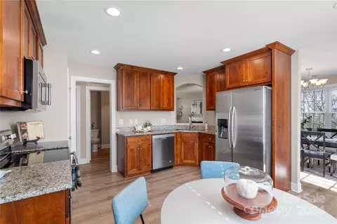 Kitchen - 12896 Hill Pine Rd, Midland, NC 28107 photo 2 of 5