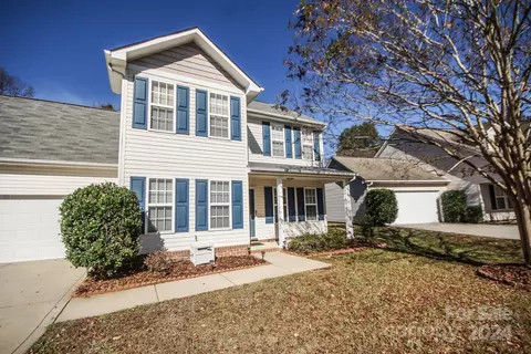 2227 Oakhurst Ct, Kannapolis, NC 28081