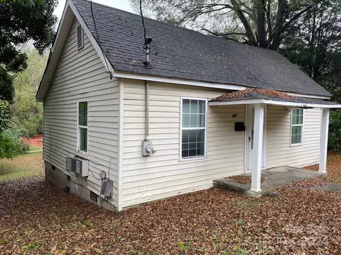 325 Sloan St, Davidson, NC 28036