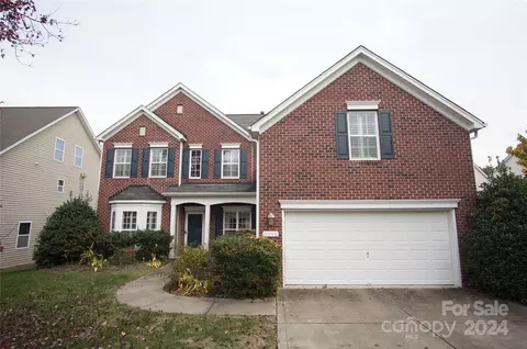 5910 Trailwater Rd, Charlotte, NC 28278