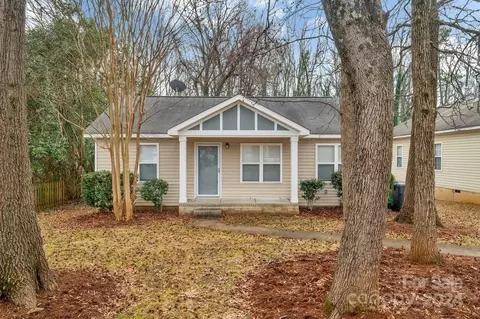 3613 Simmons St, Charlotte, NC 28208
