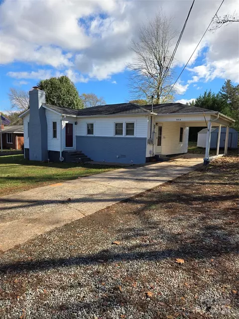 433 S Church St, Forest City, NC 28043