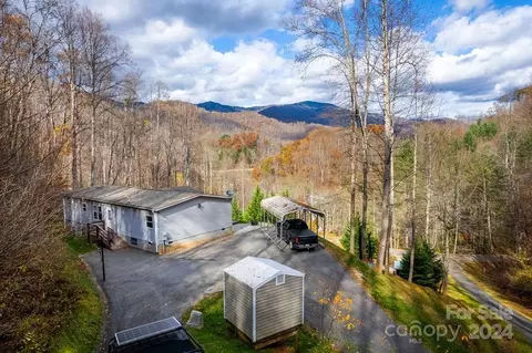 572 Dark Ridge Rd, Sylva, NC 28779