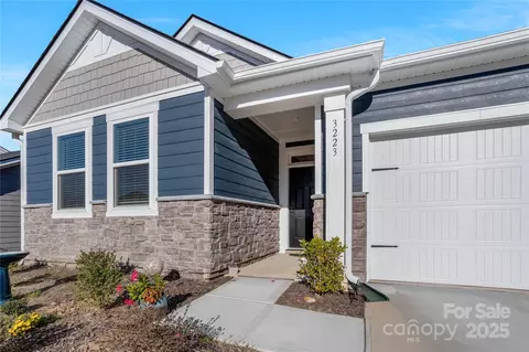 3223 Fenchurch Ln, Denver, NC 28037