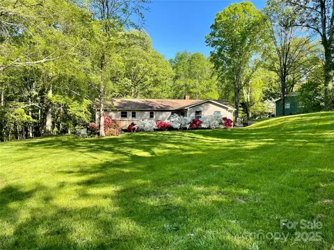 2109 Rock Springs Cir, Denver, NC 28037