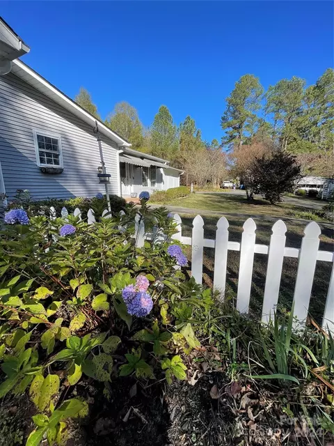 Exterior - 7225 Hwy 73 E Hwy E, Mount Pleasant, NC 28124 photo 9 of 10