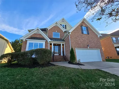 5032 Terrier Ln, Fort Mill, SC 29707