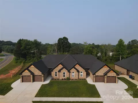 3337 48th Ne 14a Ave NE #14A, Hickory, NC 28601