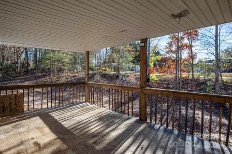 5107 Scott Rd, Morganton, NC 28655 photo 3