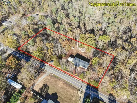 5107 Scott Rd, Morganton, NC 28655 photo 4