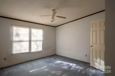 5107 Scott Rd, Morganton, NC 28655 photo 18