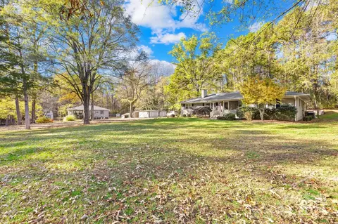 4810 Ruby St, Kannapolis, NC 28081 photo 2