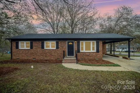 1007 Stonewall S Ave S, Rock Hill, SC 29730