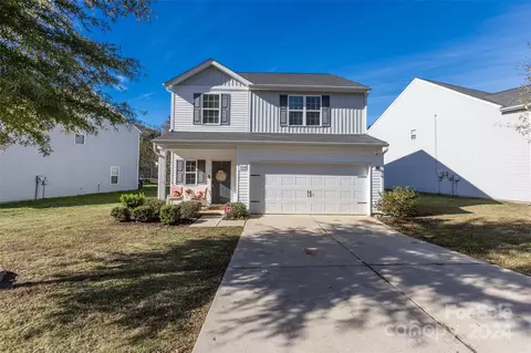 8509 Paw Valley Ln, Charlotte, NC 28214