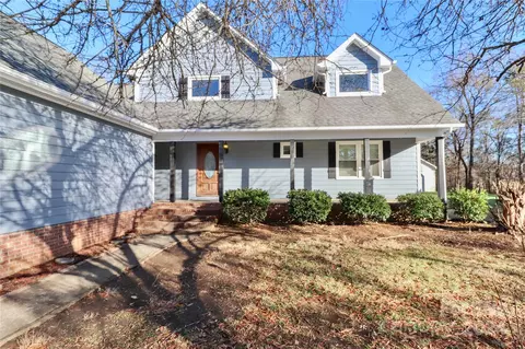 8443 Middleton Cir, Harrisburg, NC 28075