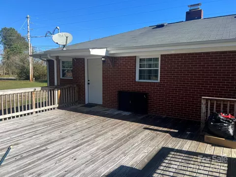 Exterior - 439 Baxter Rd, Cherryville, NC 28021 photo 2 of 5