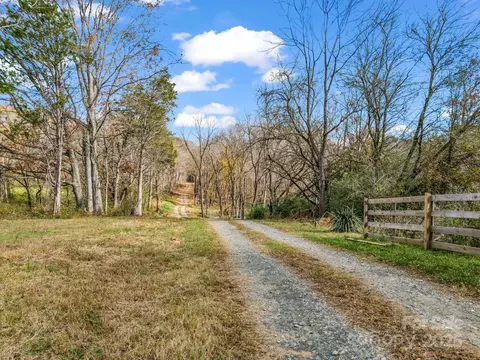 1794 Cat Square Rd, Vale, NC 28168