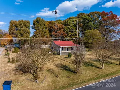 2354 Emmanuel Church Rd, Conover, NC 28613