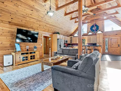 69 Whitaker Cir, Fairview, NC 28730 photo 12