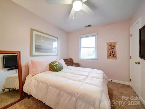 Bedroom - 20126 Rainbow Cir, Cornelius, NC 28031 photo 6 of 7