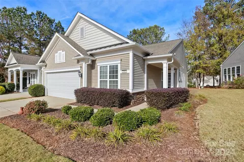 3006 Sweetleaf Dr, Fort Mill, SC 29707