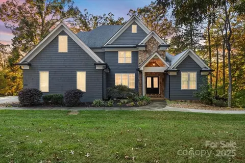Exterior - 3853 Gordon St, Terrell, NC 28682 photo 4 of 5