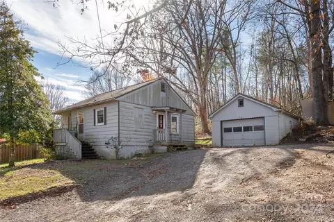 107 N Fork Rd, Black Mountain, NC 28711