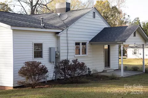 1240 Hampton Grace Ave, Lancaster, SC 29720 photo 3