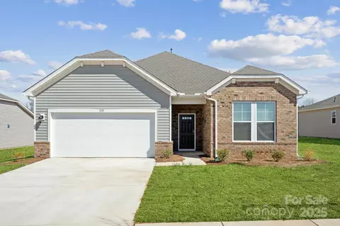 1133 Hallman Branch Ln, Lincolnton, NC 28092