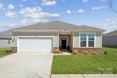 1129 Hallman Branch Ln, Lincolnton, NC 28092