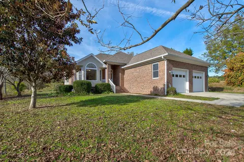 123 Jl Love Rd, Jefferson, SC 29718