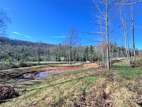 3200 Greenville Hwy, Flat Rock, NC 28731