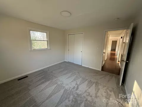 3441 38th Street Ne Dr NE, Hickory, NC 28601 photo 13
