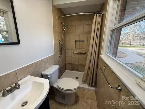 3441 38th Street Ne Dr NE, Hickory, NC 28601 photo 16