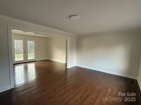 3441 38th Street Ne Dr NE, Hickory, NC 28601 photo 3
