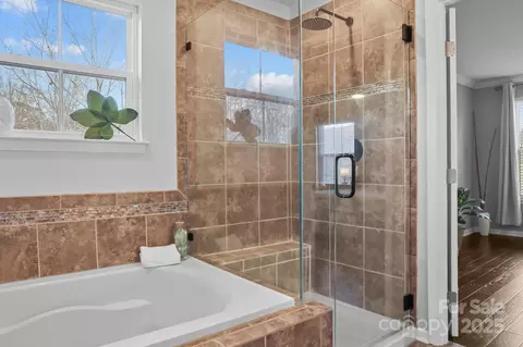 Bath - 7520 Berkeley W Rd W, Denver, NC 28037 photo 3 of 4