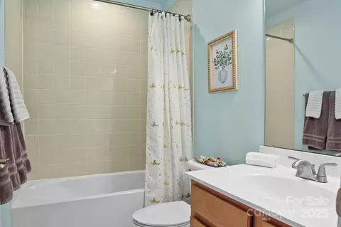 Bath - 7520 Berkeley W Rd W, Denver, NC 28037 photo 1 of 4