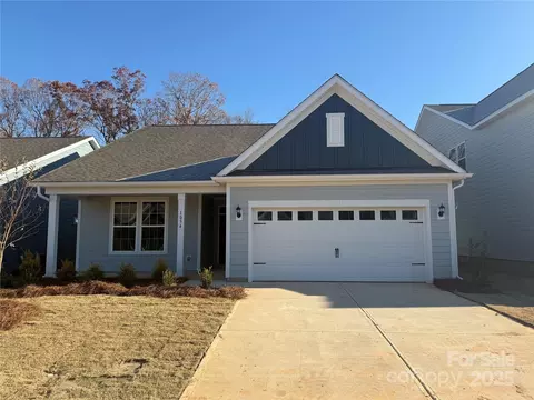 1054 Bull Dog Ln, Wingate, NC 28174