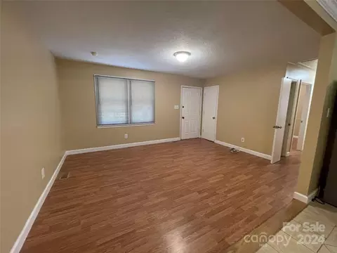 Living - 305 Spring St, Bethune, SC 29009 photo 1 of 1