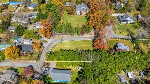 99999 Padgettown Rd, Black Mountain, NC 28711