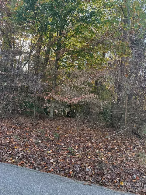 947 30th Avenue Nw Dr NW, Hickory, NC 28601