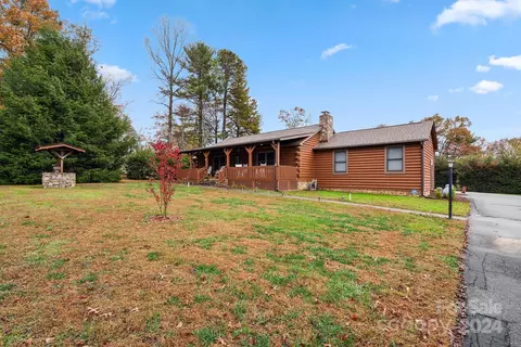 Exterior - 42 Pine Tree Ln, Flat Rock, NC 28731 photo 3 of 8